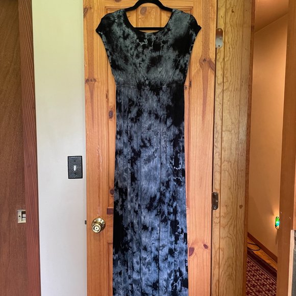 Tie Dye Maxi Dress - Picture 2 of 5